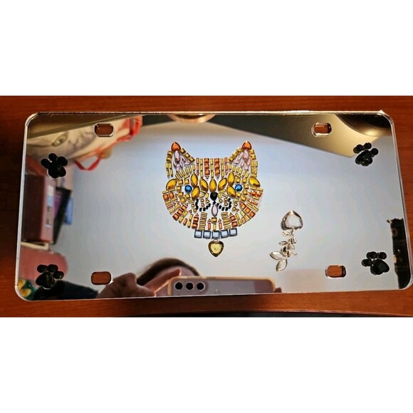 Mirrored License Plate With Rhinestone Cat And Paw Prints New - Picture 2 of 2